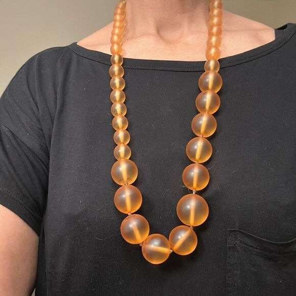 Vintage Marion Godart Paris Apple Juice Lucite Graduated Beads Necklace FRENCH - Picture 1 of 4